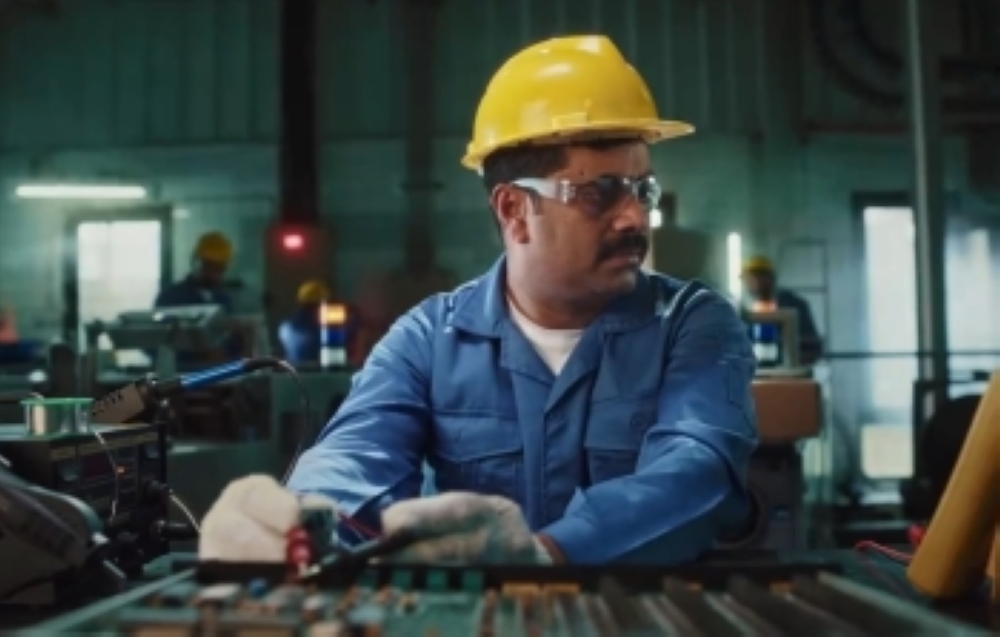 عاجل-–-بنغلاديش-تتصدر-ومصر-خامسًا.-812-ألف-تأشيرة-عمل-بالمملكة-خلال-3-أشهر