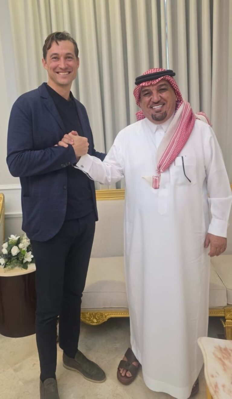 بن-هاربورغ-يكشف-تفاصيل-اجتماعه-مع-محمد-الخليفة-رئيس-الخلود السابق