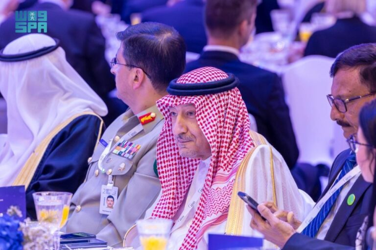 نيابة-عن-وزير-الخارجية.-“الخريجي”-يشارك-في-افتتاح-حوار-المنامة