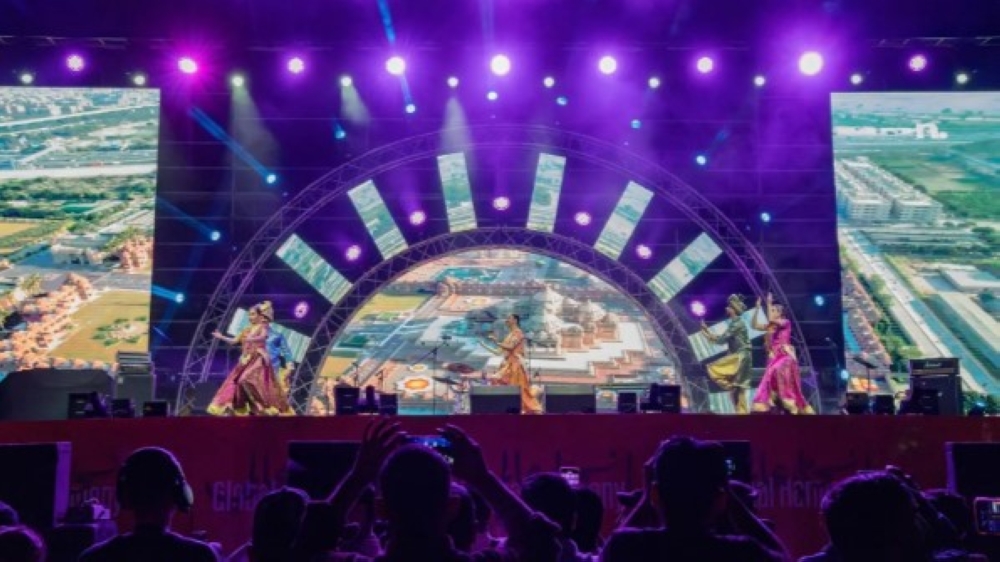 صور.-“الإعلام”-تدشّن-مبادرة-“انسجام-عالمي-2”-بأسبوع-الثقافة-الهندية