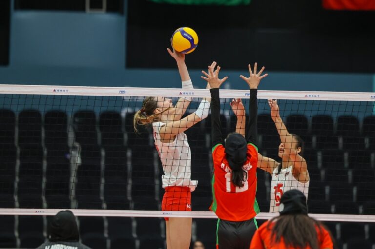 الرياض-2025.-أذربيجان-وتركيا-تنتصران-في-افتتاح-طائرة-السيدات