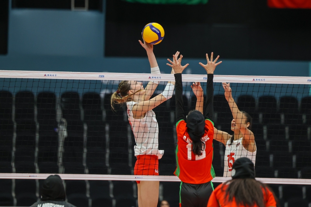 الرياض-2025.-أذربيجان-وتركيا-تنتصران-في-افتتاح-طائرة-السيدات