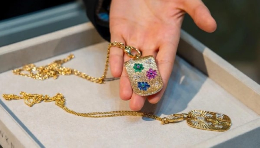 صور.-الرياض-تستقطب-أكثر-من-50-دولة-في-صالون-المجوهرات-2025