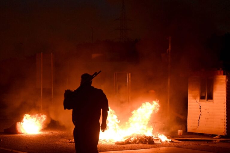 محادثات-مستمرة-بين-أفغانستان-وباكستان.-هل-ينجح-تثبيت-الهدنة؟