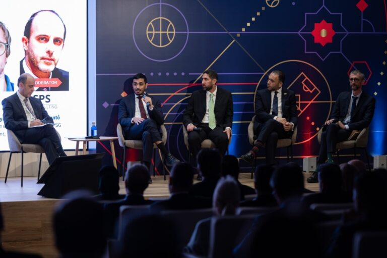 وزارة-الرياضة-تختتم-مشاركتها-في-منتدى-الاستثمار-الرياضي-بمدريد