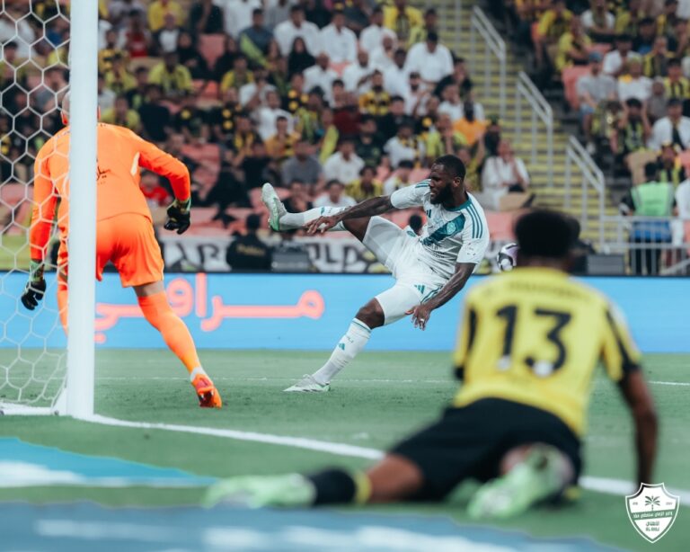 قرار-حاسم-من-لجنة-الامتثال-بخصوص-اللافتة-المسيئة-للأهلي-في-ديربي-جدة-–-#عاجل 