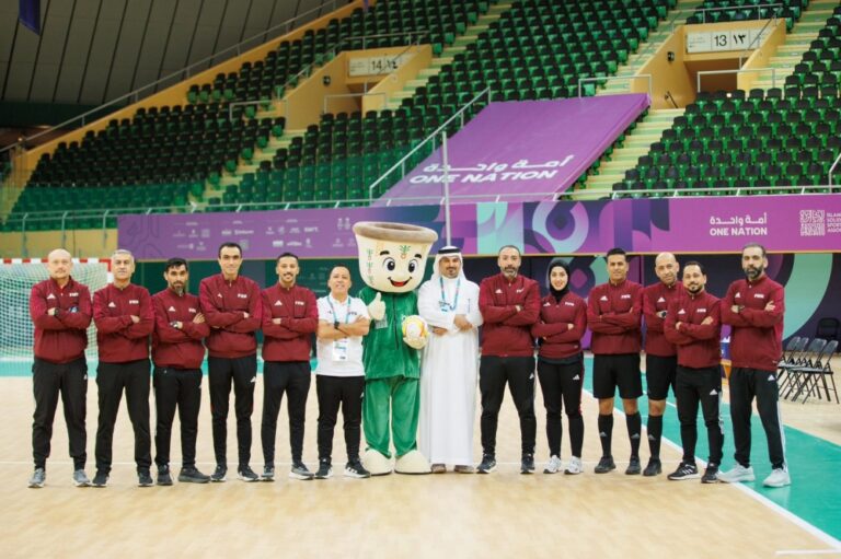 السراج-يطير-بذهب-السباحة-في-إسلامية-الرياض.-وبرونزيتين-في-الكاراتيه