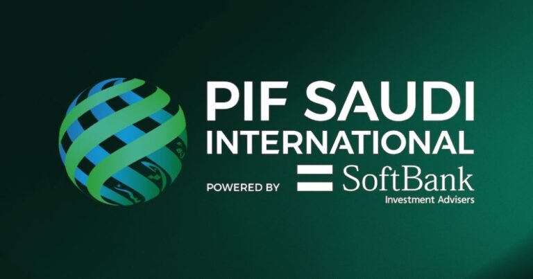 سورات-وميرونك-يتصدّران-افتتاح-بطولة-السعودية-الدولية-2025-وسط-مشاركة-سعودية-وعربية-لافتة