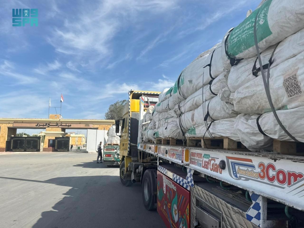 مساعدات-سعودية-جديدة-تعبر-منفذ-رفح-متجهة-إلى-قطاع-غزة