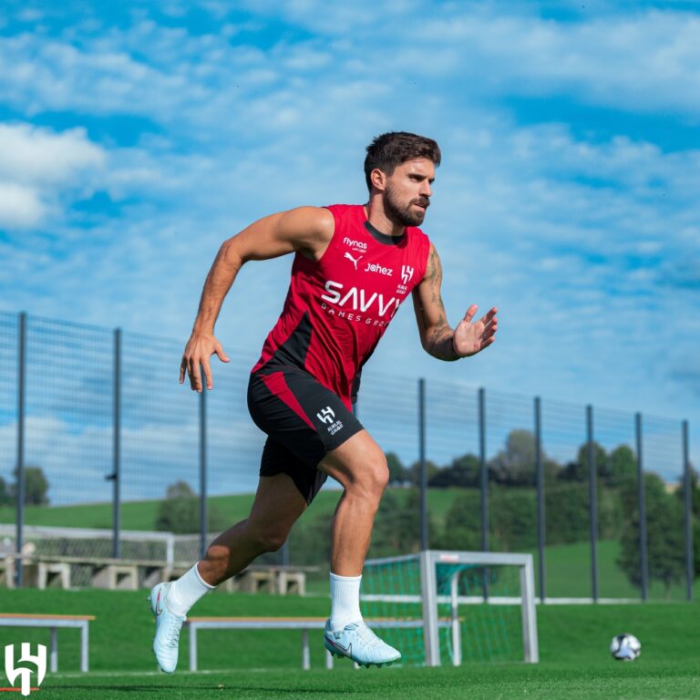 مانشستر-يونايتد-يستهدف-ضم-روبن-نيفيز-من-الهلال-في-الانتقالات-الشتوية