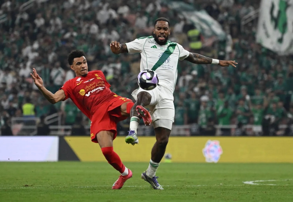 عاجل.-خبير-قانوني:-الأهلي-مهدد-بإعتباره-خاسرًا-أمام-القادسية 