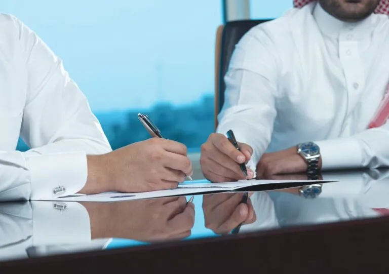 “نزاهة”-تراقب-مظهر-الموظفين.-عقوبات-تأديبية-لمخالفي-اللائحة-الجديدة-عاجل