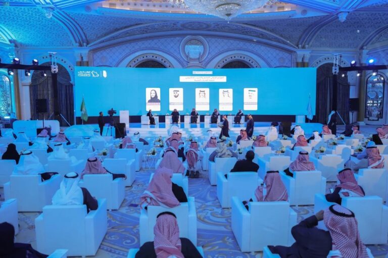 الوطني-للتطوير-المهني:-موافقة-مدير-المدرسة-شرط-حضور-المعلمين-للمؤتمرات