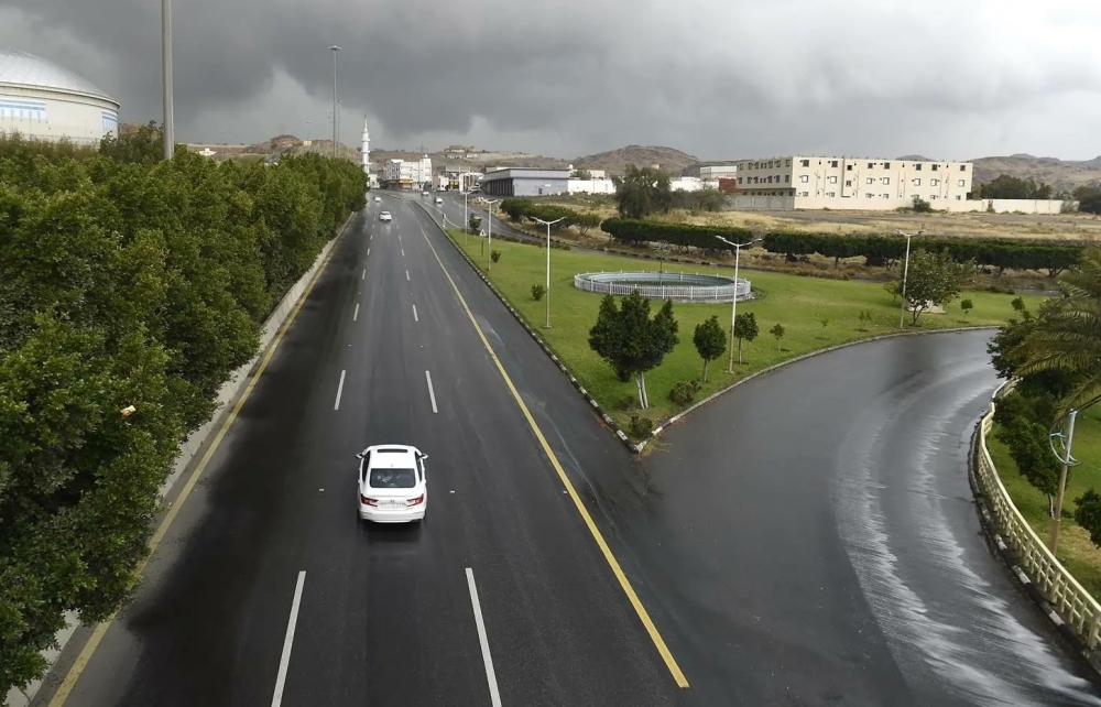 الأماكن-والمواعيد.-أمطار-متوسطة-على-أجزاء-من-الشرقية-والرياض