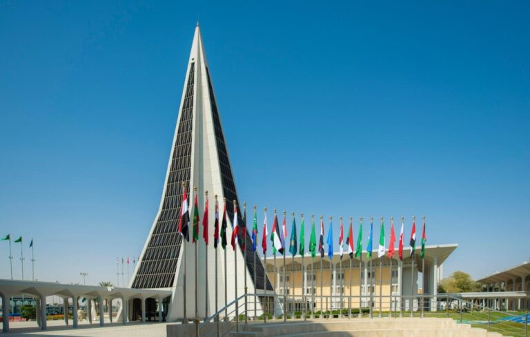 انطلاق-أعمال-“الملتقى-العلمي-للأمن-والسلامة”-بجامعة-نايف-للعلوم-الأمنية