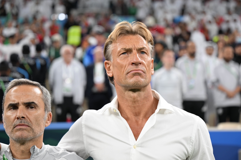 رينارد-يعيد-6-لاعبين-للتشكيل-الأساسي-لـ-الأخضر-أمام-فلسطين