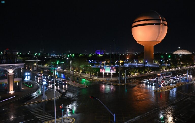 صور-|-طقس-السعودية.-هطول-أمطار-على-منطقتي-القصيم-وتبوك