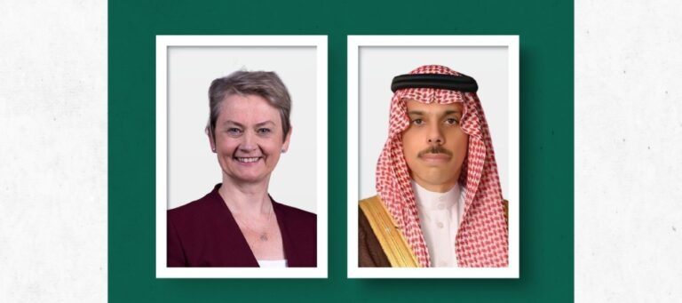 وزير-الخارجية-يبحث-المستجدات-الدولية-مع-نظيرته-بالمملكة-المتحدة