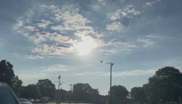 غيوم-وأمطار.-توقعات-درجات-الحرارة-والظواهر-الجوية-على-السعودية