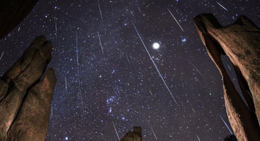 أمسية شعرية في المقهى الثقافي بتبوك عن ظواهر الفلك المحفّزة على الإبداع 6 أمسية-شعرية-في-المقهى-الثقافي-بتبوك-عن-ظواهر-الفلك-المحفّزة-على-الإبداع