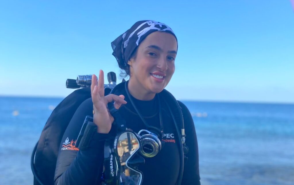 غيداء الحمد أول سعودية تلامس أعماق البحر بتسجيل 127 متراً في البحر الأحمر 77 IMG 20251213 WA0040