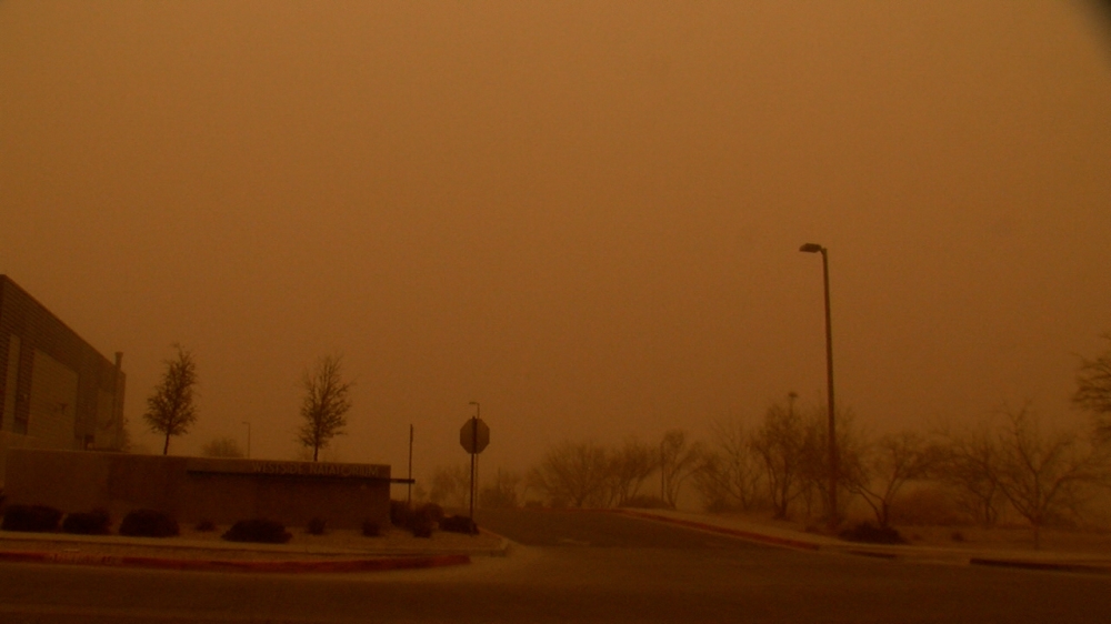 إنذار-أحمر.-عواصف-ترابية-على-أجزاء-من-الحدود-الشمالية-والجوف