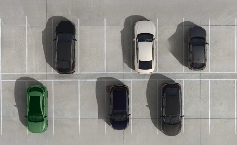 كود-الطرق:-ضوابط-جديدة-لمواقف-المباني-لتعزيز-سلامة-المشاة