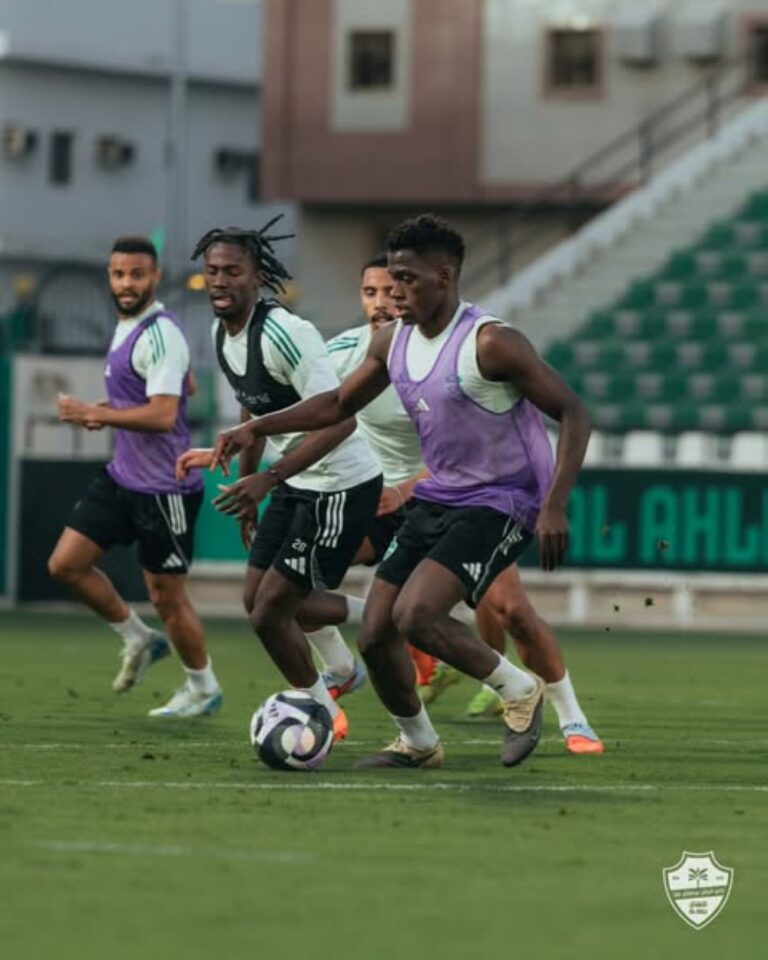 تشكيل-الأهلي-المتوقع-لمباراة-الخلود-في-روشن.-يايسله-يُعيد-ثنائي-من-جديد