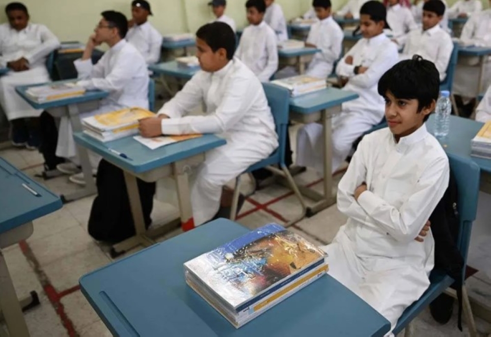 عاجل:-بهجة-مقاعد-الدراسة-تعود-غدًا.-و”التعليم”-تكشف-عن-خارطة-الفصل-الثاني