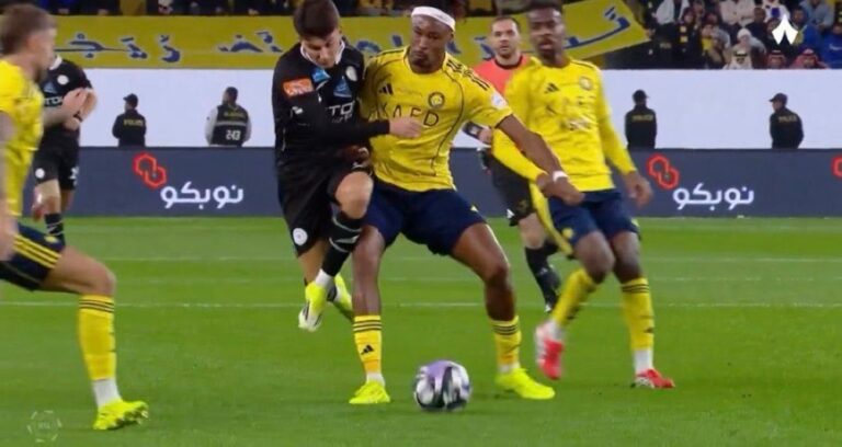 عاجل.-ماذا-قال-خبراء-التحكيم-عن-طرد-لاعب-الشباب-فنسنت-سيرو-أمام-النصر؟