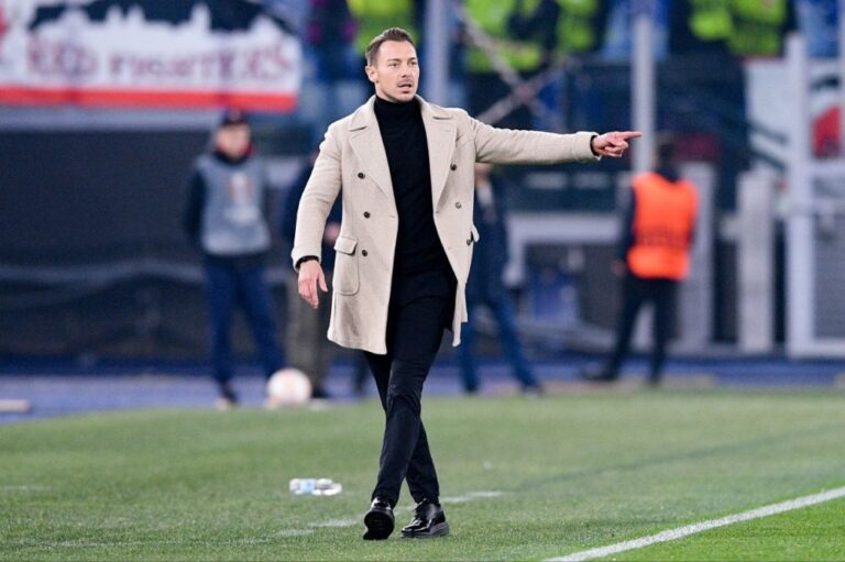 عاجل-يايسله-يحذر-ثلاثي-الأهلي-قبل-مواجهة-الخليج.-ما-القصة؟