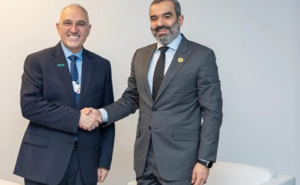 دافوس.-وزير-الاتصالات-يبحث-توسيع-الشراكات-في-البنية-التحتية-الرقمية