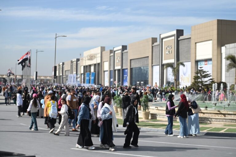 400-إصدار-في-مشاركة-مجمع-الملك-سلمان-للغة-العربية-بكتاب-القاهرة