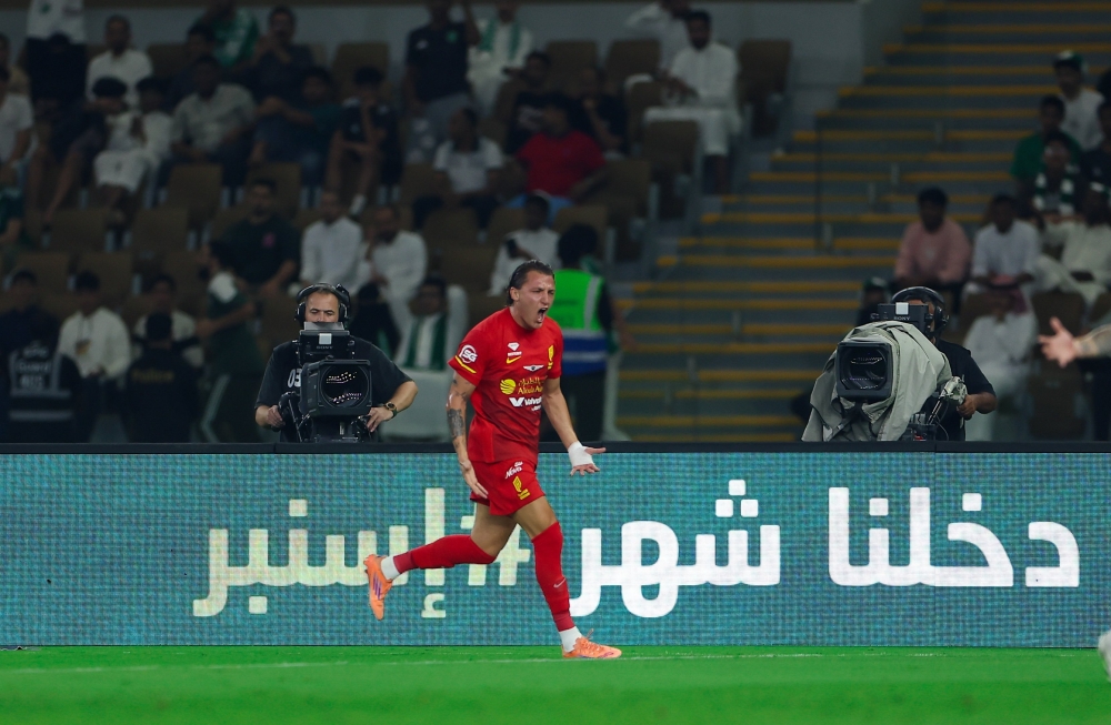 5-لاعبين-مهددون-بالإيقاف-في-القادسية-قبل-مواجهة-الهلال