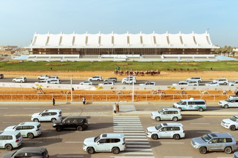 65%-من-جوائز-افتتاحية-مهرجان-خادم-الحرمين-الشريفين-للهجن-سعودية