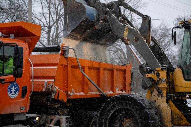 إعلان-الطوارئ-في-عدة-ولايات-مع-تصاعد-العاصفة-الشتوية