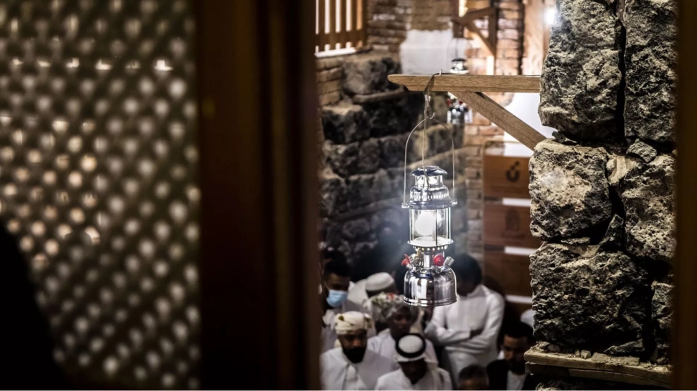 شتاء-المدينة-المنورة.-حكايا-التراث-بين-عمق-المكان-ودفء-التفاصيل