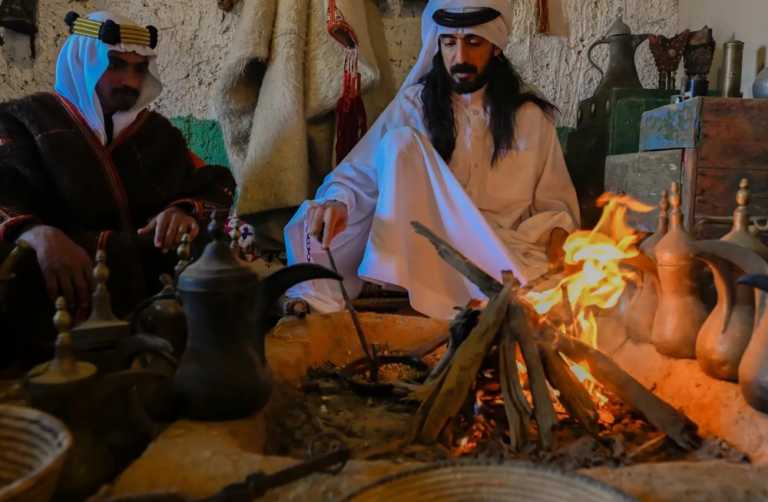 “الملّة”.-وسيلة-التدفئة-الوحيدة-قديمًا-وزينة-المباني-السكنية-بالباحة