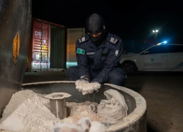 بمساعدة-الداخلية-السعودية.-لبنان-تضبط-معمل-لتصنيع-مواد-مخدرة