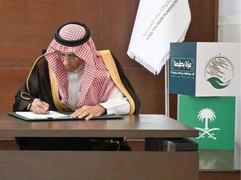 “الملك-سلمان-للإغاثة”-يوقع-اتفاقيتين-لتأهيل-مدرستين-ومرافق-مجتمعية-في-سوريا