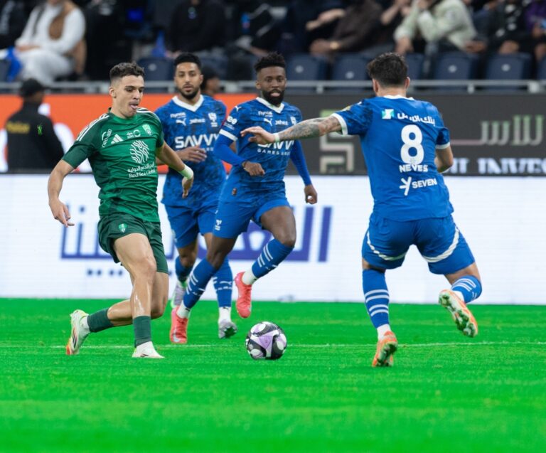 صراع-القمة-يشتعل-في-الرياض.-الهلال-والأهلي-وجهاً-لوجه-في-كلاسيكو-دوري-روشن