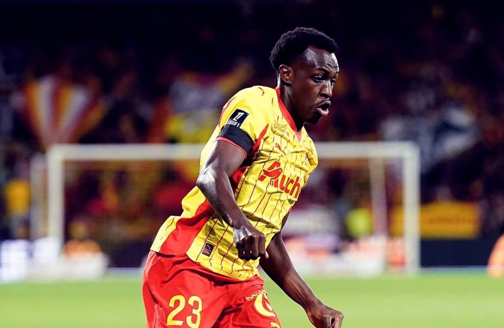 عاجل.-روما-يعلن-عبر-الميدان-القرار-النهائي-بشأن-رحيل-سعود-عبدالحميد-لـ-الهلال