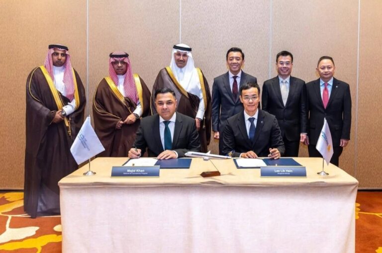 اتفاقية-لتعزيز-الربط-الجوي-بين-المملكة-وسنغافورة