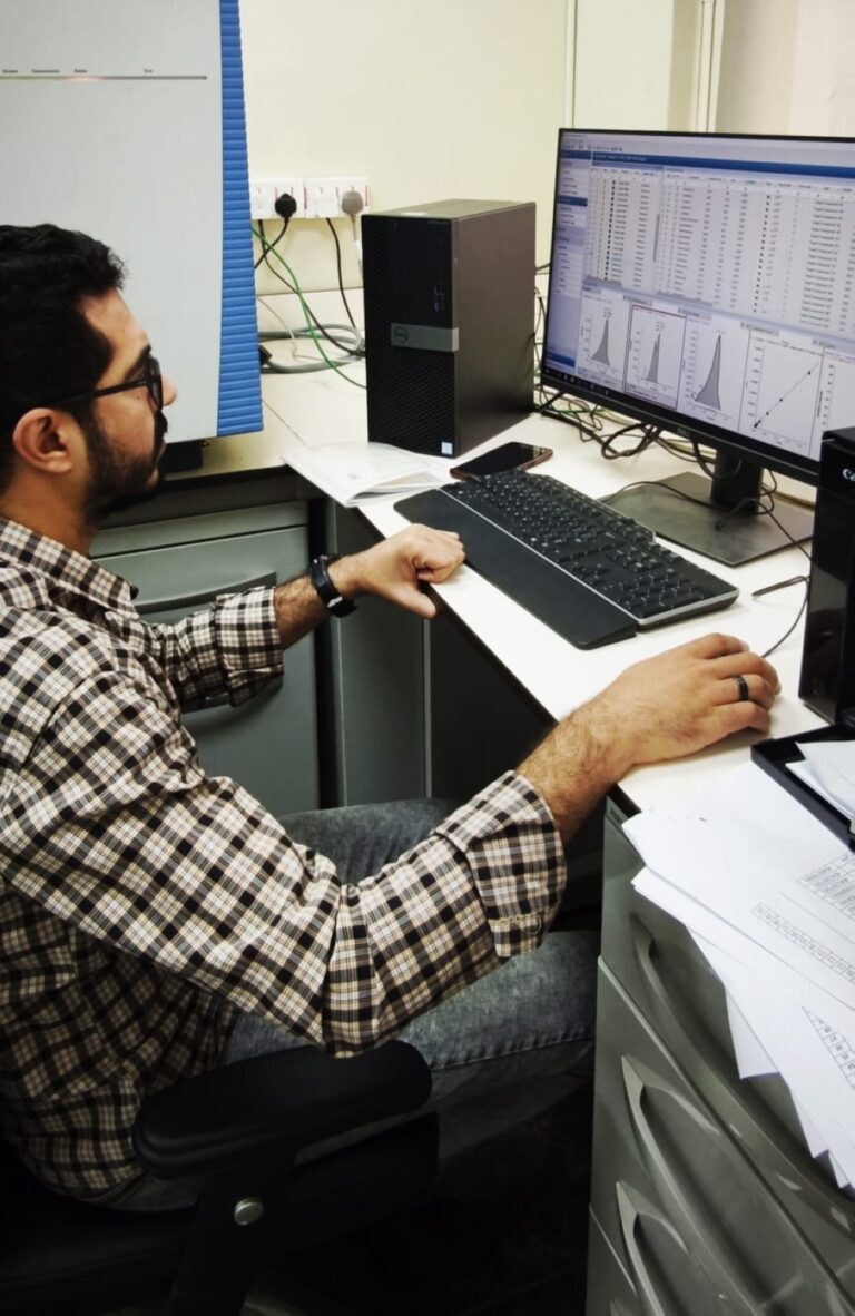 عينات-يومية-وفحص-دقيق.-“البيئة”-تلاحق-متبقيات-المبيدات-في-أسواق-مكة-المكرمة