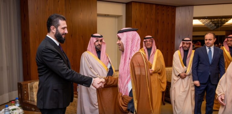 أكدا-عمق-العلاقة-بين-البلدين.-الرئيس-السوري-يلتقي-وزير-الثقافة-بدمشق