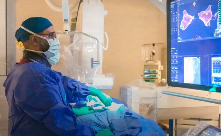 جدة.-التخصصي-يتيح-تبادل-البلازما-العلاجي-في-العيادات-الخارجية