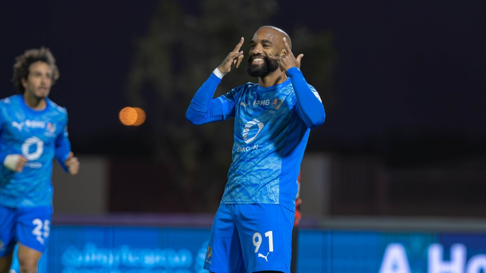 لاكازيت-يقود-نيوم-لفوز-ثمين-على-الرياض-في-دوري-روشن