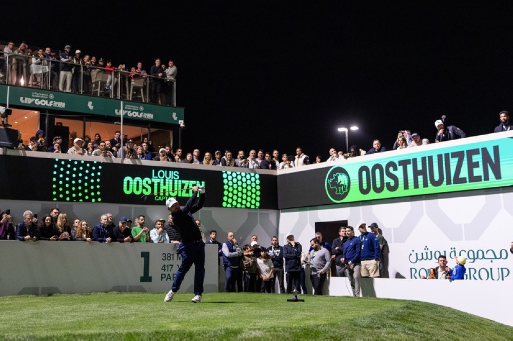 مع-ختام-منافسات-اليوم-الثاني-من-بطولة-ليف-جولف-الرياض-2026.-غوتش-ينضم-إلى-ثنائي-الصدارة 