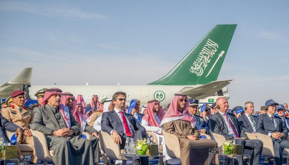 نيابة-عن-خادم-الحرمين.-وزير-الدفاع-يفتتح-معرض-الدفاع-العالمي