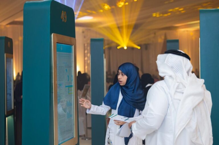 برعاية-أمير-مكة.-انطلاق-المؤتمر-البحثي-الأول-لطلاب-جامعات-المنطقة